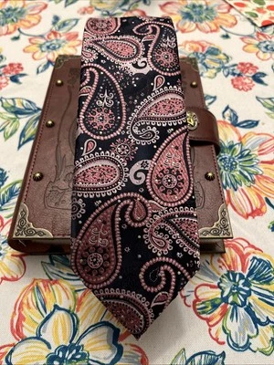 Corbata de hombre Bergamo New York cachemira azul marino y rosa hecha a mano Foto 1 de 4