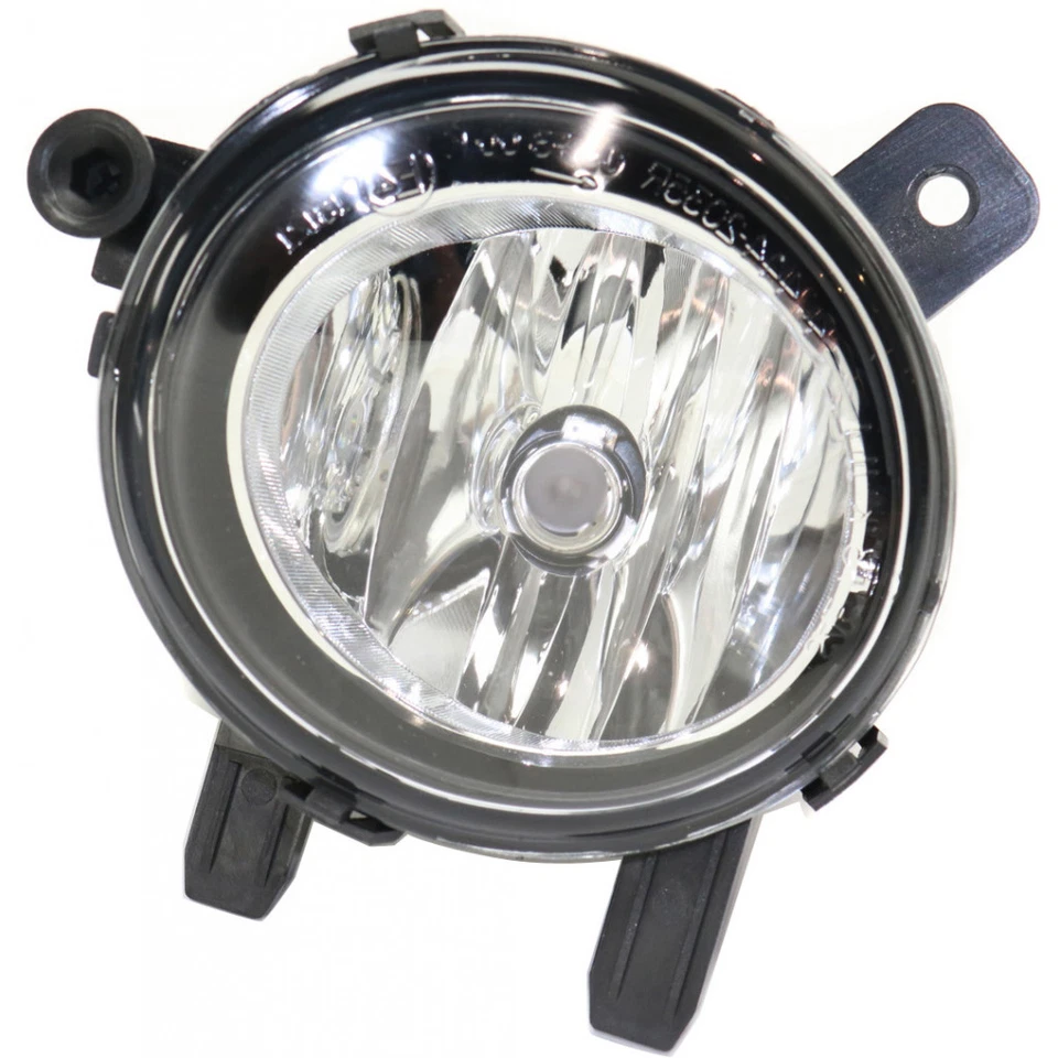 Faro antiniebla lado del conductor para BMW 330e 2016 | sedán | halógeno | CAPA | BM2592142 Foto 1 de 4