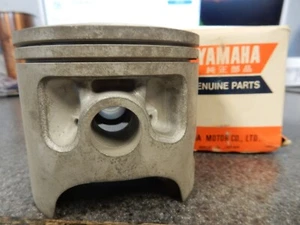 NOS Yamaha 2ND O/S 0.50mm 85.50mm Piston 1977 1978 IT400 1W6-11636-00 - Picture 1 of 10