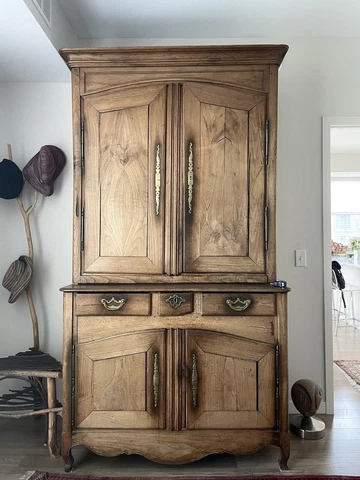 Early 19th Century French Oak Chest on Chest Cupboard with Original Hardware Cover