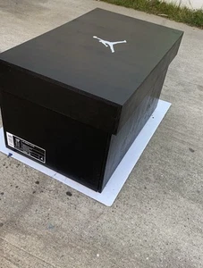 Giant Shoe Box Sneaker Storage - Picture 1 of 18