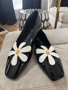 Katy Perry The Evie Daisy flache schwarze Lack-Slipper KP2204 Größe 12 " - Bild 1 von 9