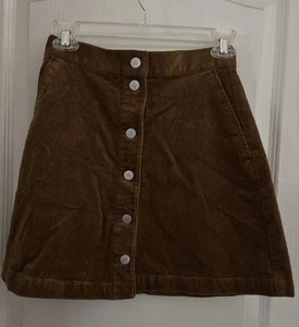 Minifalda para mujer Uniqlo marrón con botones talla 24 usada en excelente estado - Imagen 1 de 8