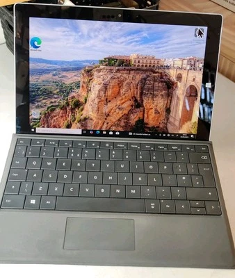 ✅Microsoft Surface 3 1645 x7-Z8700 64GB 4GB RAM Windows 10 Pro  Keyboard #324H✅ - Image 1 of 4