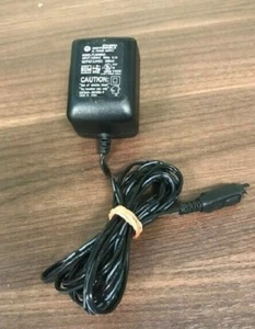 Motorola AC Power Supply Adapter SPN4992A Model PLM4992A Output 5.9 V Wall Charg - Picture 1 of 2