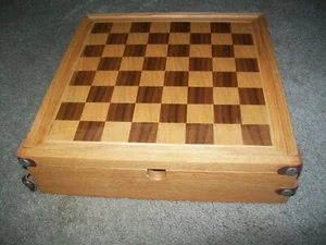 Holz Flip Spielbrett Set, Dame, Backgammon, Würfel, Pokerchips NIE BENUTZT - Bild 1 von 7