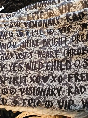 Bufanda BCBG Generation Infinity OMBRE Free Spirit Foto 1 de 4