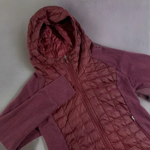 Women’s The North Face Endeavor ThermoBall Jacket Burgundy Size Medium Hood - Picture 1 of 10