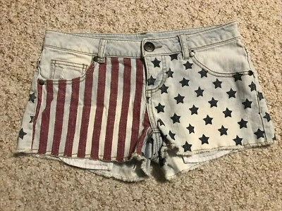 Pantalones Cortos Vaqueros Xhilaration Distressed Junior Estrellas y Rayas Talla 3 (Cintura 28) Foto 1 de 4