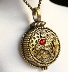 Halskette Medaillon Blüte Kette Vintage bronze Geschenk Frauen Mutter Schwester - Bild 1 von 6