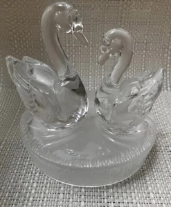 RCR Royal Crystal Rock SWAN SWANS Figurine 24% Lead GLASS collectable Decor 13cm - Picture 1 of 11