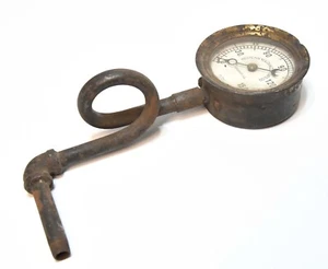 VINTAGE INDUSTRIAL MARSH GAUGE WESTERN VULCANIZER MRG CO. WITH CURVED PIPE - Picture 1 of 7