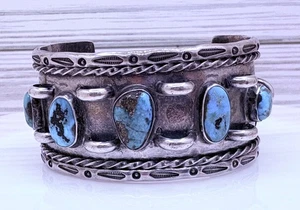 "VINTAGE" NATIVE AMERICAN TURQUOISE CUFF BRACELET - Picture 1 of 9