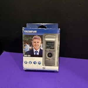 Olympus Digital Stereo Voice Recorder DM-420 2GB Memory 533 Hours Recording New - Picture 1 of 6