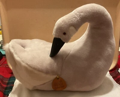 Elegante By Dakin Vtg Medium Plush Swan 1985 Handcrafted In USA 18” X 14” X 9” - Image 1 of 4