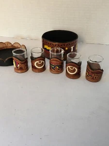 Copas y estuche Colombia de cuero pintado a mano ~Juego de 5 raros - Imagen 1 de 12