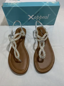 Size 10 Women's Xappeal Akia Metallic Silver Slingback Flat Sandals - Picture 1 of 7