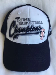 De colección UConn Huskies 1999/2004 NCAA 2 veces campeones de baloncesto gorra con tirantes - Imagen 1 de 6