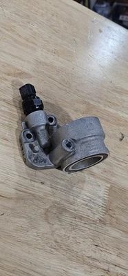 18-21 起亚 STINGER 油泵 P/N 94751-3C000 油压传感器 + 外壳 — 第 1/4 张图片