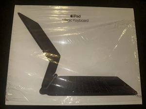 Apple Magic Keyboard: iPad Keyboard case- iPad Pro 11-inch (1st, 2nd, 3rd NEW - Picture 1 of 5