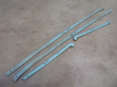 1965 Mercury Monterey borda interior do teto enfeite moldura lateral superior - Imagem 1 de 4