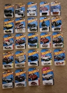 ¡NUEVO! Hot Wheels 24 unidades - Paquete de fiesta surtido aleatorio para coche. Modelos 2014-2024 - Imagen 1 de 12