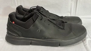 On Shoes Sneakers Men’s The Roger Advantage Size 13 Triple Black 48.98106 - Picture 1 of 15
