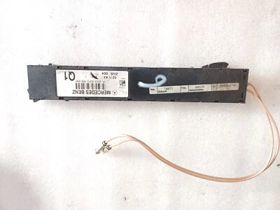 K61-6 Mercedes W203 Antenna Amplifier A2038208689 - Image 1 of 3
