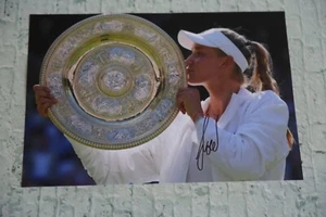 ORIGINAL Autogramm von Jelena Rybakina. pers. gesammelt. 100% ECHT. GROSSFOTO - Bild 1 von 1