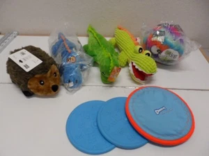 Variedad de juguetes para perros Go Dog & Zippy Paws, Leaps & Bounds juguetes chirriantes y discos voladores - Imagen 1 de 12
