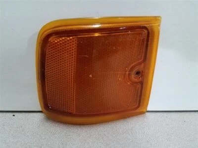 Passenger Corner/Park Light Side Marker Fits 96-02 EXPRESS 1500 VAN 138057 - Image 1 of 4