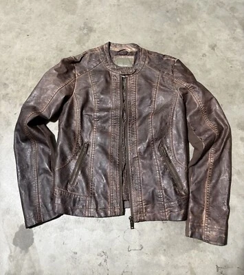 Maurices коричневая кожаная куртка размер маленький - Изображение 1 из 4