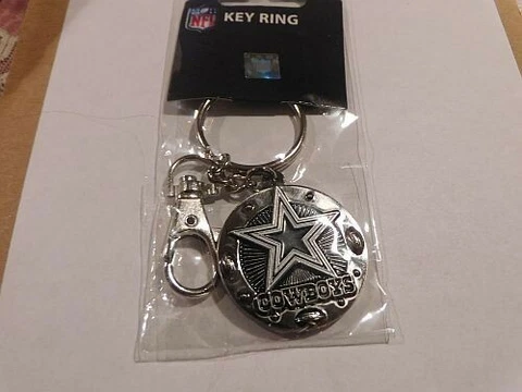 NFL - DALLAS COWBOYS OFFICIAL TEAM KEY CHAIN KEY RING New Cover