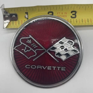 Vintage 1975-1976 Chevrolet Corvette Front Emblem Race Flag Logo Rot Metall - Bild 1 von 7