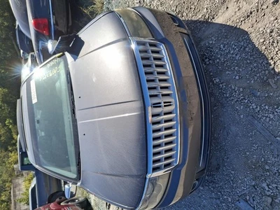Used Left Upper Grille fits: 2010 Lincoln Mkz upper L. bright bars Left Upper Gr Foto 1 de 4