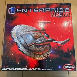 Star Trek Enterprise 1:350 Big Scale NX-01 Plastic Model Kits Polar Lights NEW - Picture 1 of 3