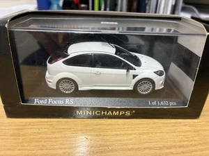 MINICHAMPS FORD FOCUS RS WHITE 2009 1/43 400 088100 - Picture 1 of 3