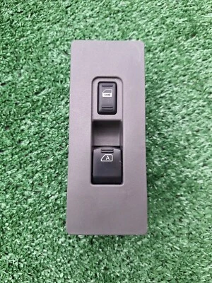 04-09 Nissan Armada Titan Passenger Side Power Window Switch Infiniti QX56 - Image 1 of 2