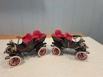 1903 Cadillac  Runabout  - 1/32 Scale  National  Motor Museum Mint Diecast Model - Image 1 of 4