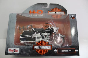 Maisto (Series 41) H-D Customs Harley Davidson 1966 FLH Electra Glide Brand New - Picture 1 of 5