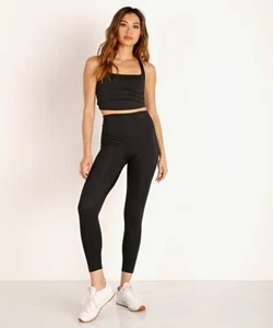 Legging Beyond Yoga HR3243 Heather Rib cintura alta midi negro talla S - $99 NUEVO - Imagen 1 de 4