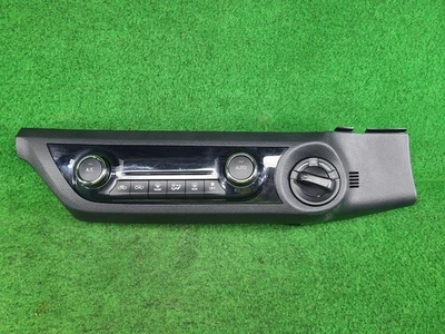 TOYOTA HILUX HEATER/AC CONTROLS CLIMATE CONTROL TYPE, 06/15-  - image 1 of 4