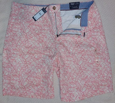 NEW Tommy Hilfiger Size 36" x 9" THFLEX Shorts Red & White Palm 🌴 Print RARE 🔥 - Image 1 of 4