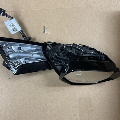Б/у пассажирское боковое зеркало 84851431 2020-23 Chevrolet Corvette - Изображение 1 из 4