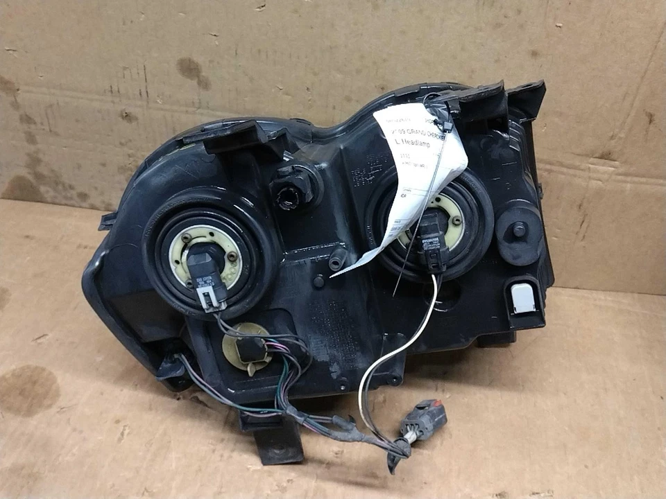 Conjunto de faros izquierdos usados se adapta a: Jeep Grand Cherokee 2009 con opción HID LMP izquierda G Foto 1 de 4