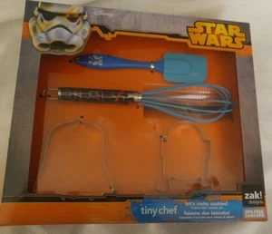 Nuevo en paquete 4 piezas pequeño chef Star Wars juego de hornear galletas - Imagen 1 de 3