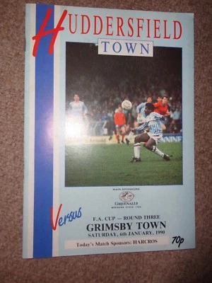 HUDDERSFIELD TOWN VS GRIMSBY TOWN football programme FA cup 6.01.1990 - Image 1 of 2