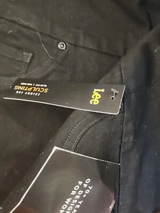 Lee Black Jeans Womens Size 18W Skinny Leg - Picture 1 of 7
