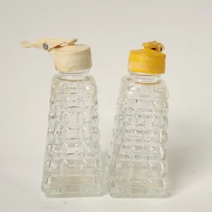 Vintage Salt Pepper Shakers Flip Top Glass Clear Waffle 3" 1950s - Picture 1 of 5