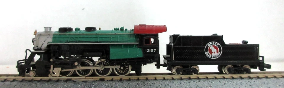 Bachmann N Scale Great Northern 2-8-0 Consolidation Steam Locomotive - Image 1 of 4